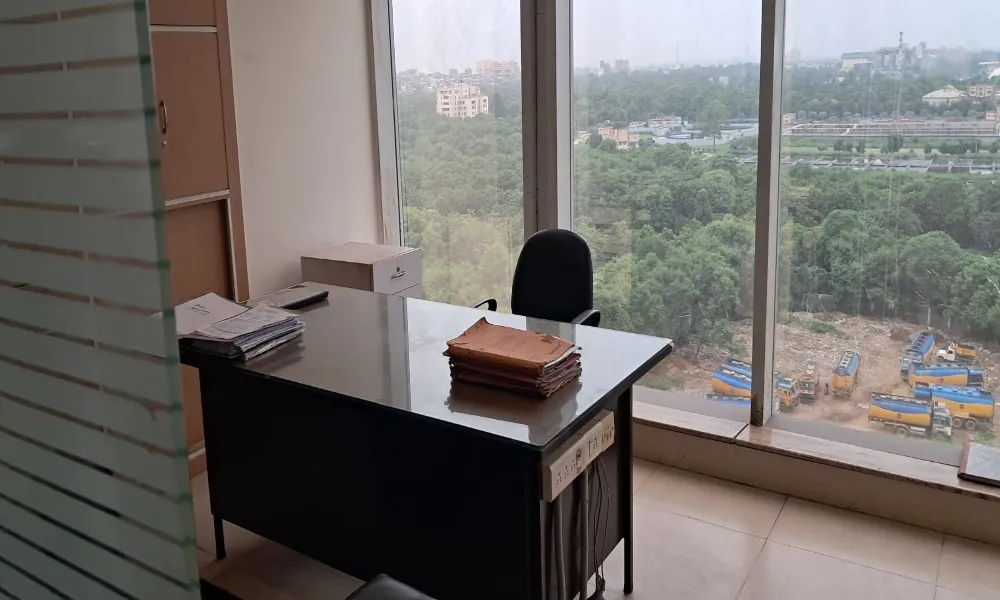 Commercial office in Salcon Aurum Jasola