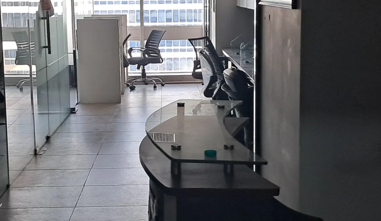 jasola-customizable-office