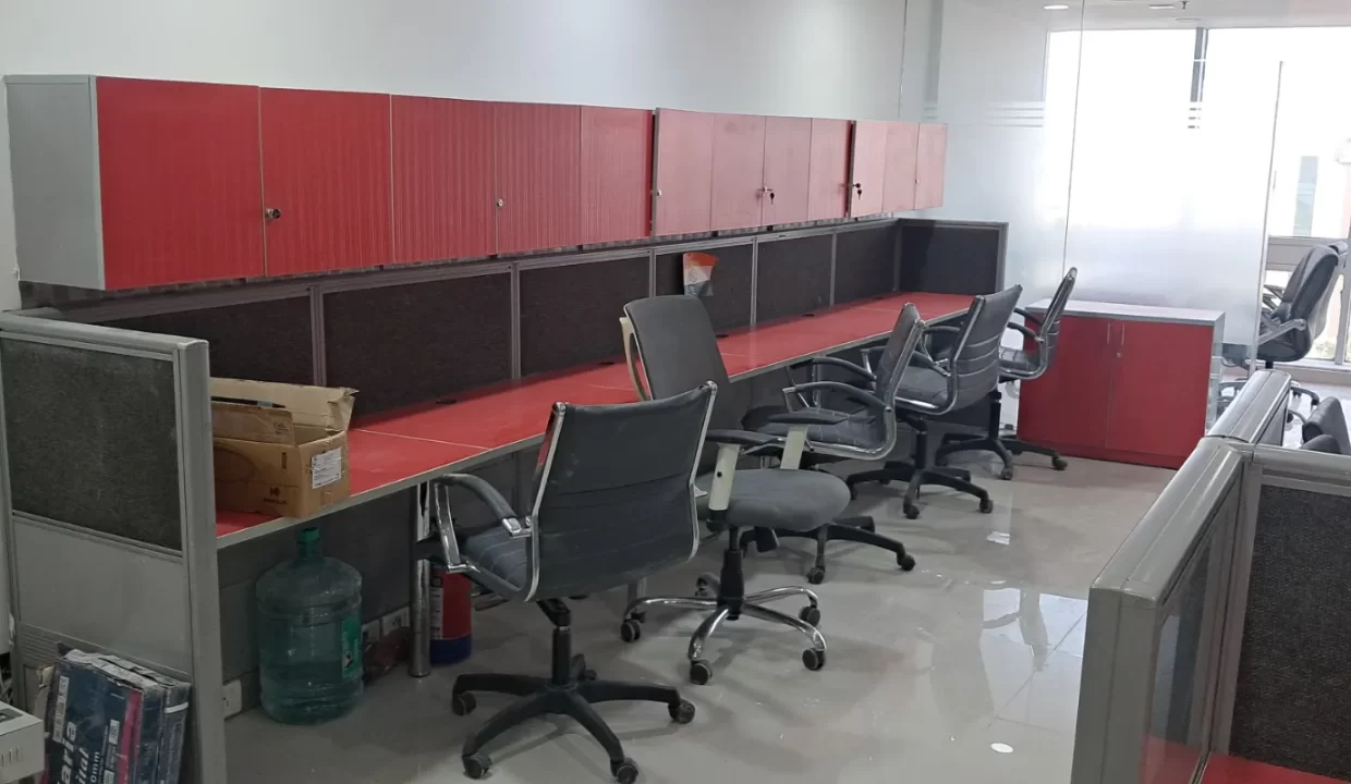 jasola-open-plan-office